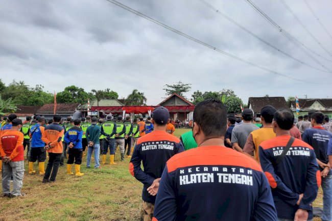 Kegiatan Bersih Lingkungan Rowo Jombor bersama Bupati Klaten