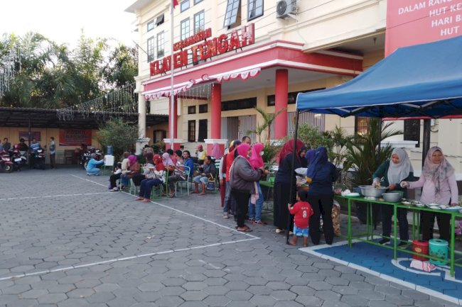 Kegiatan Jumat Berkah Gratis di Kecamatan Klaten Tengah