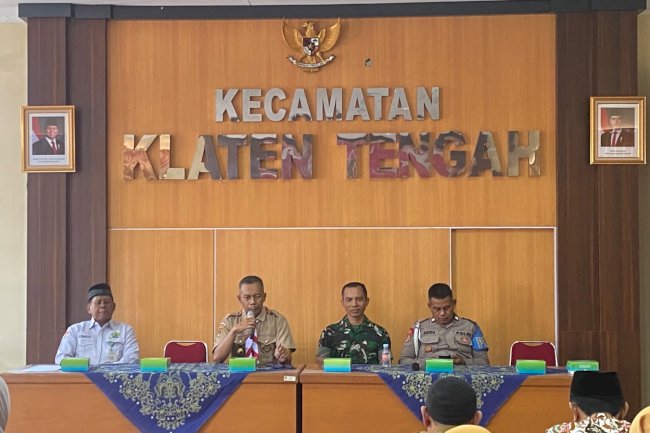 Camat Klaten Tengah Pimpin Sertijab Sekcam hingga Lurah Baru