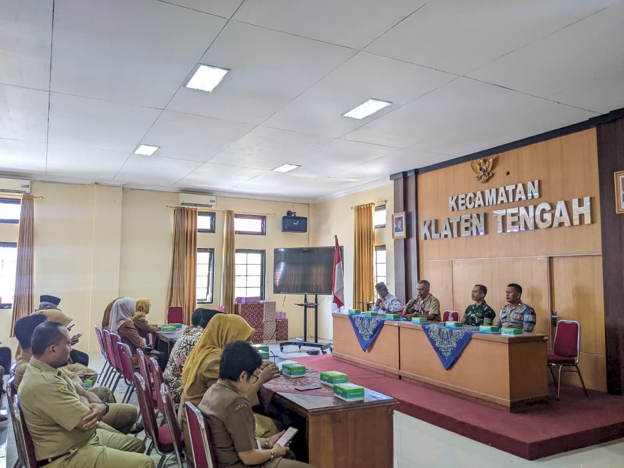 Camat Klaten Tengah Pimpin Sertijab Sekcam hingga Lurah Baru